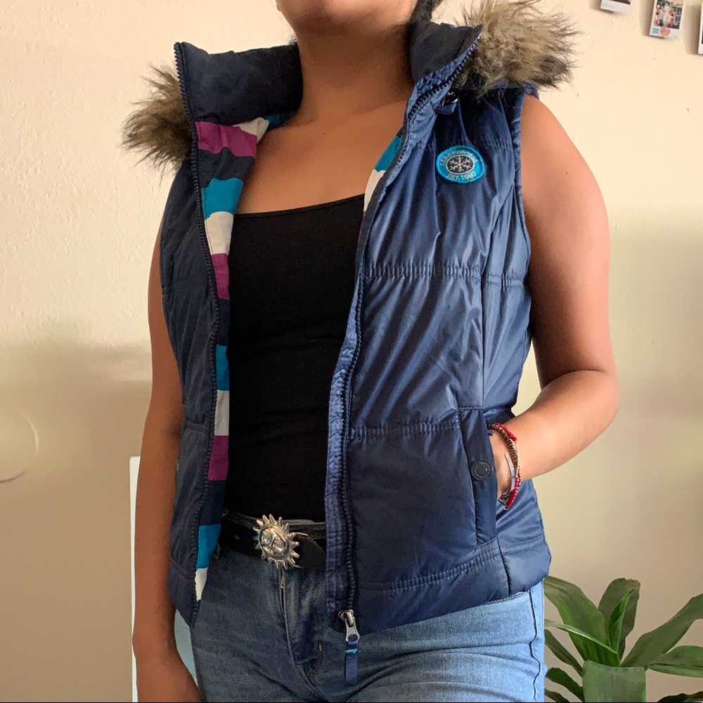 Sleeveless rain jacket